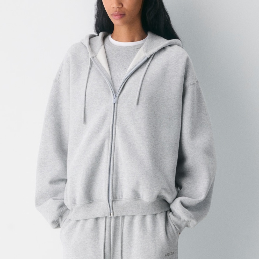 Aritzia Cozy Sweatfleece Mega Zip-Up Hoodie